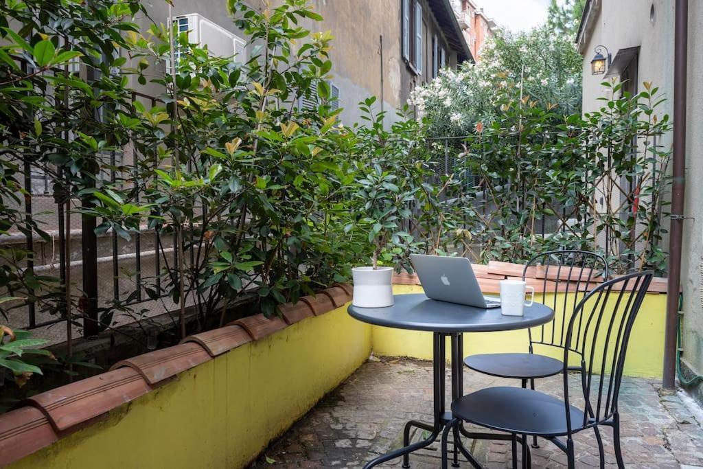 Life Is Beautiful Design Loft Navigli Romolo, Netflix, Wifi, Ac And Street Parking Apartamento Milão Exterior foto